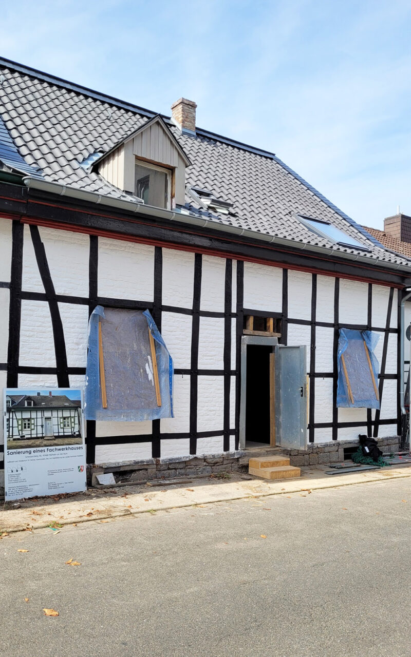Fachwerkhaus während der Sanierung